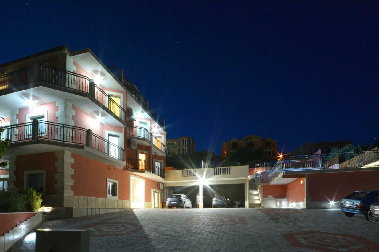 Apartman Lucic Apartment Split Ngoại thất bức ảnh
