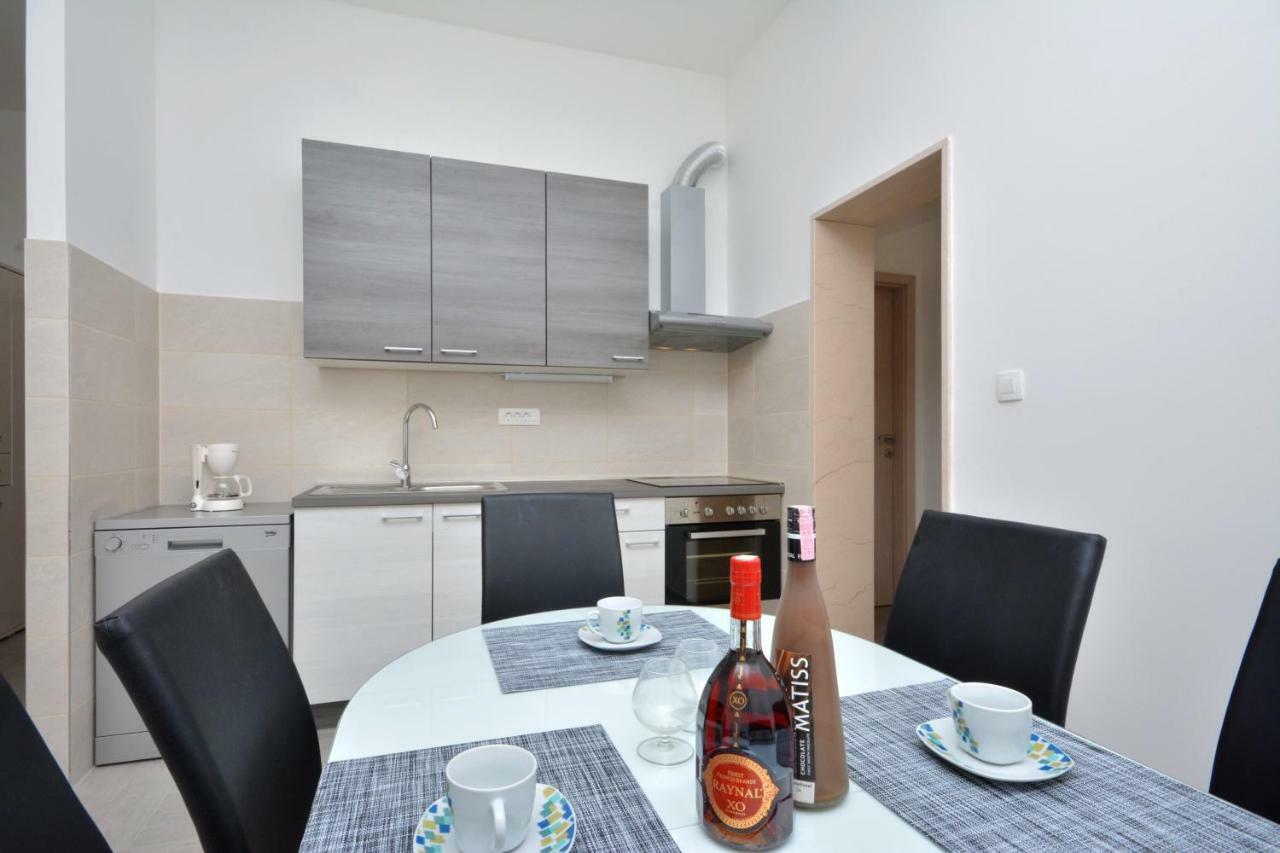 Apartman Lucic Apartment Split Ngoại thất bức ảnh